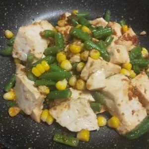 コーンと鶏ひき肉の炒り豆腐